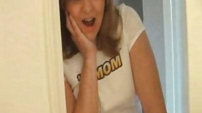 ගෙදර හැදූ ආධුනික පෙම්වතිය ෆක් ටියුබ් වෙබ් කැමරාවේ වීඩියෝව